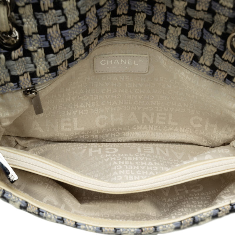Chanel Tweed and Calfskin Single Flap Bag Leather Shoulder Bag in Good condition