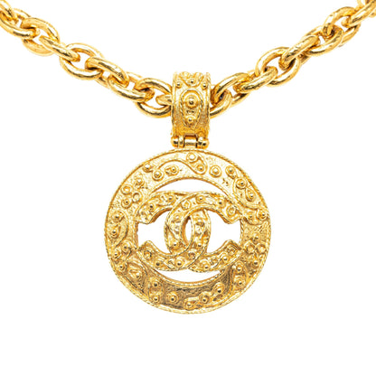 CHANEL CC Round Pendant Necklace Costume Necklace