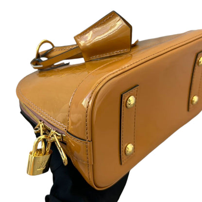 Louis-Vuitton Vernis Alma PM Monogram Caramel GHW