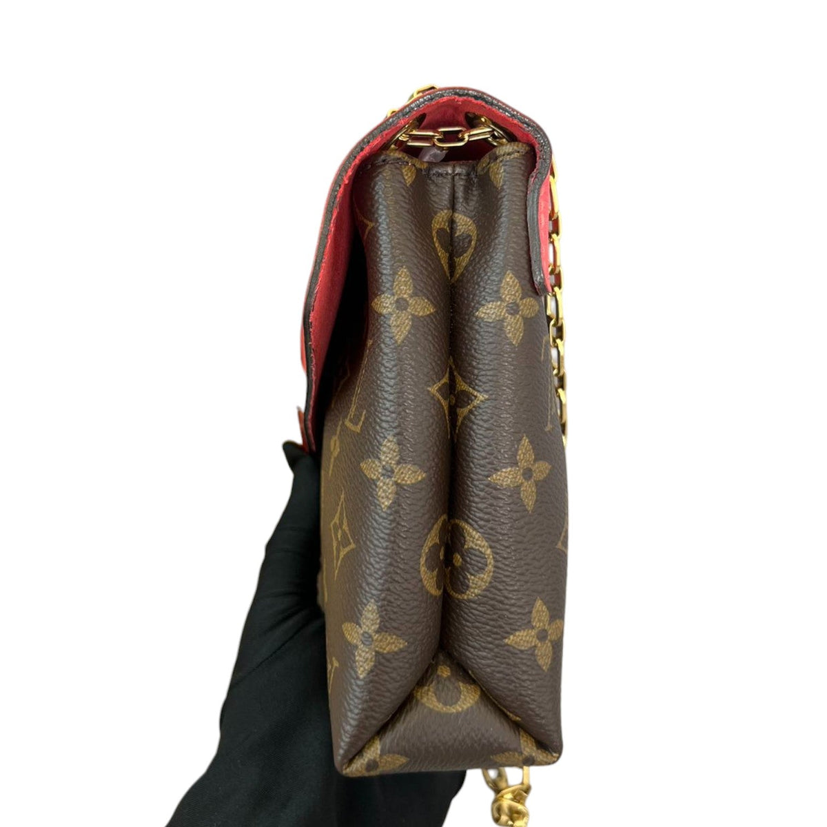 Louis-Vuitton Pallas Chain Flap Monogram Red GHW