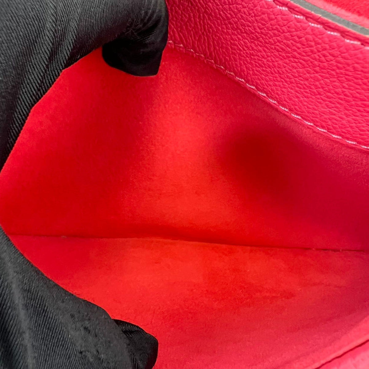 Louis-Vuitton Pallas Chain Flap Monogram Red GHW