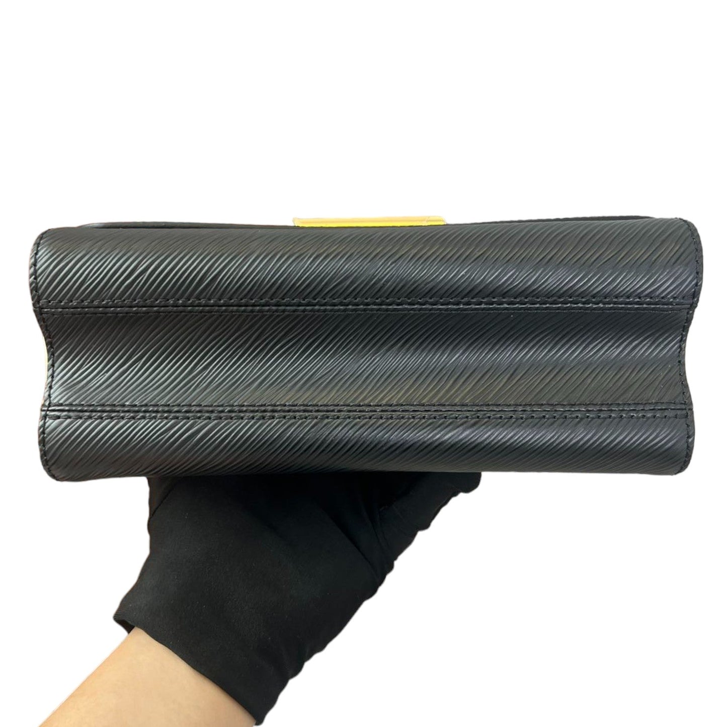 Louis-Vuitton Crafty Twist MM Epi Black GHW