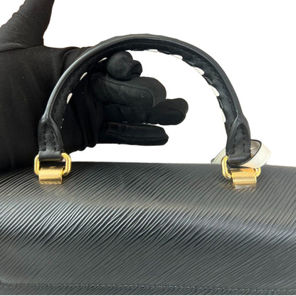 Louis-Vuitton Crafty Twist MM Epi Black GHW