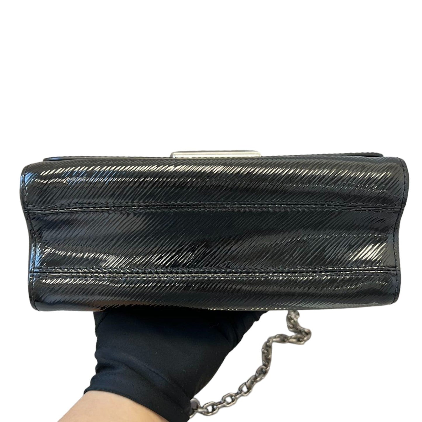 Louis-Vuitton Twist MM Shoulder Epi Black SHW