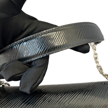 Louis-Vuitton Twist MM Shoulder Epi Black SHW