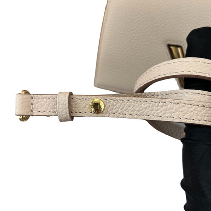 Louis-Vuitton Twist One Handle PM Taurillon Greige GHW