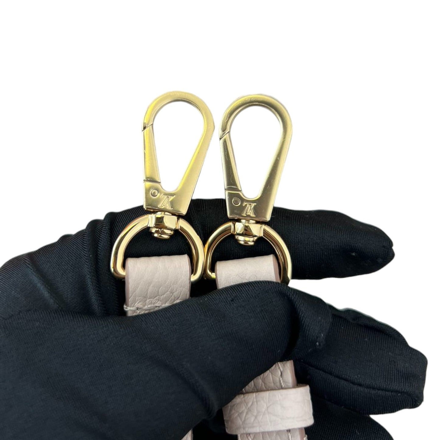 Louis-Vuitton Twist One Handle PM Taurillon Greige GHW