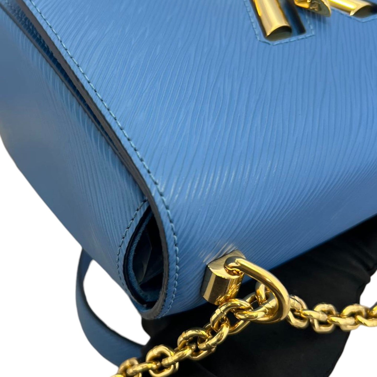 Louis-Vuitton Twist MM Shoulder Epi Blue GHW