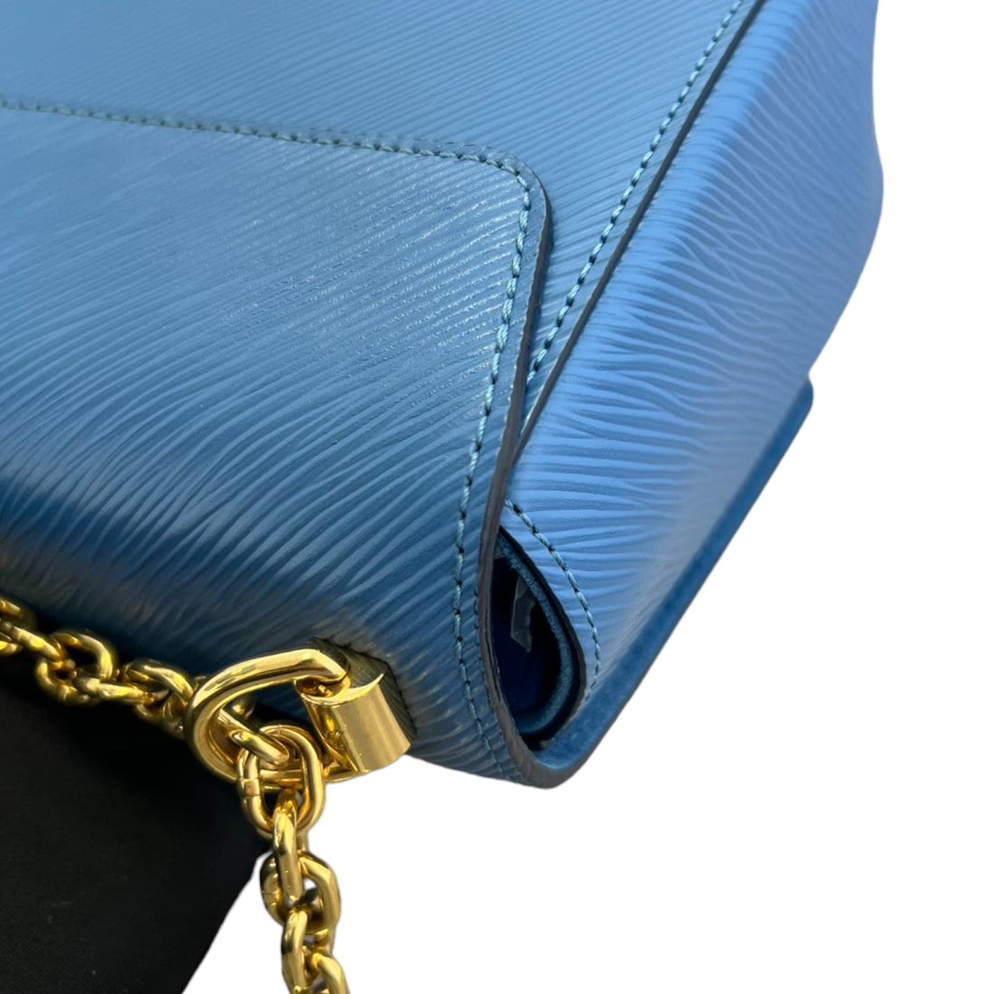 Louis-Vuitton Twist MM Shoulder Epi Blue GHW
