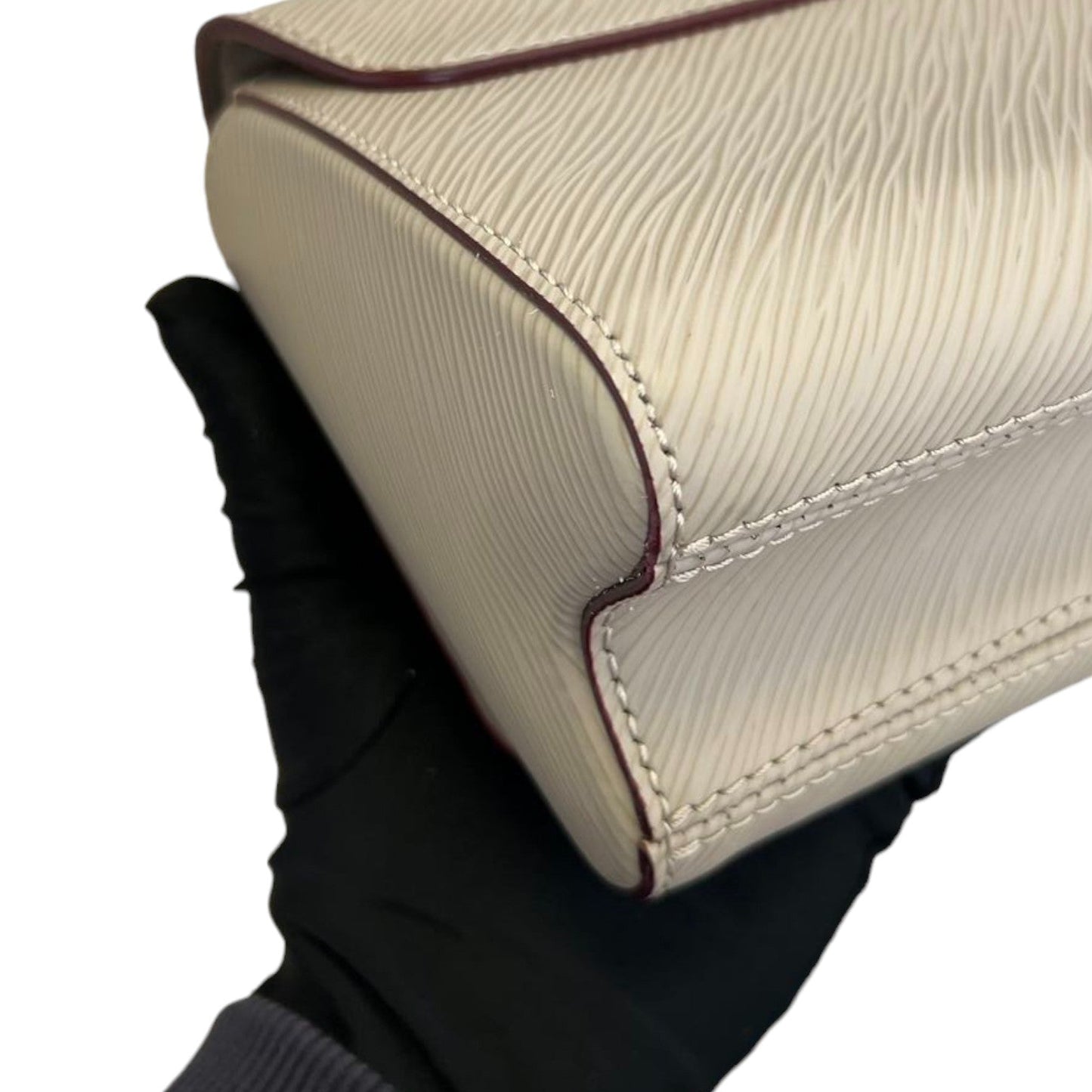 Louis-Vuitton Twist MM Shoulder Epi Beige GHW