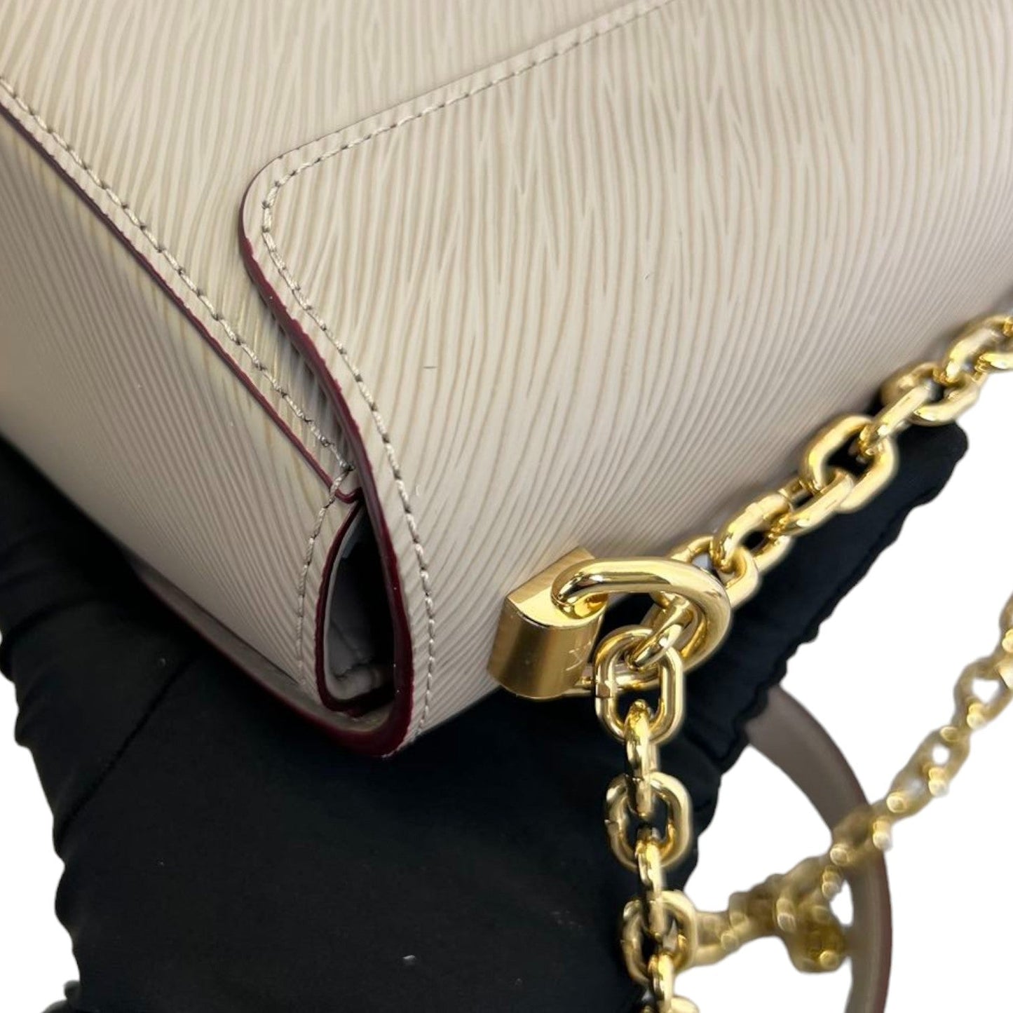 Louis-Vuitton Twist MM Shoulder Epi Beige GHW