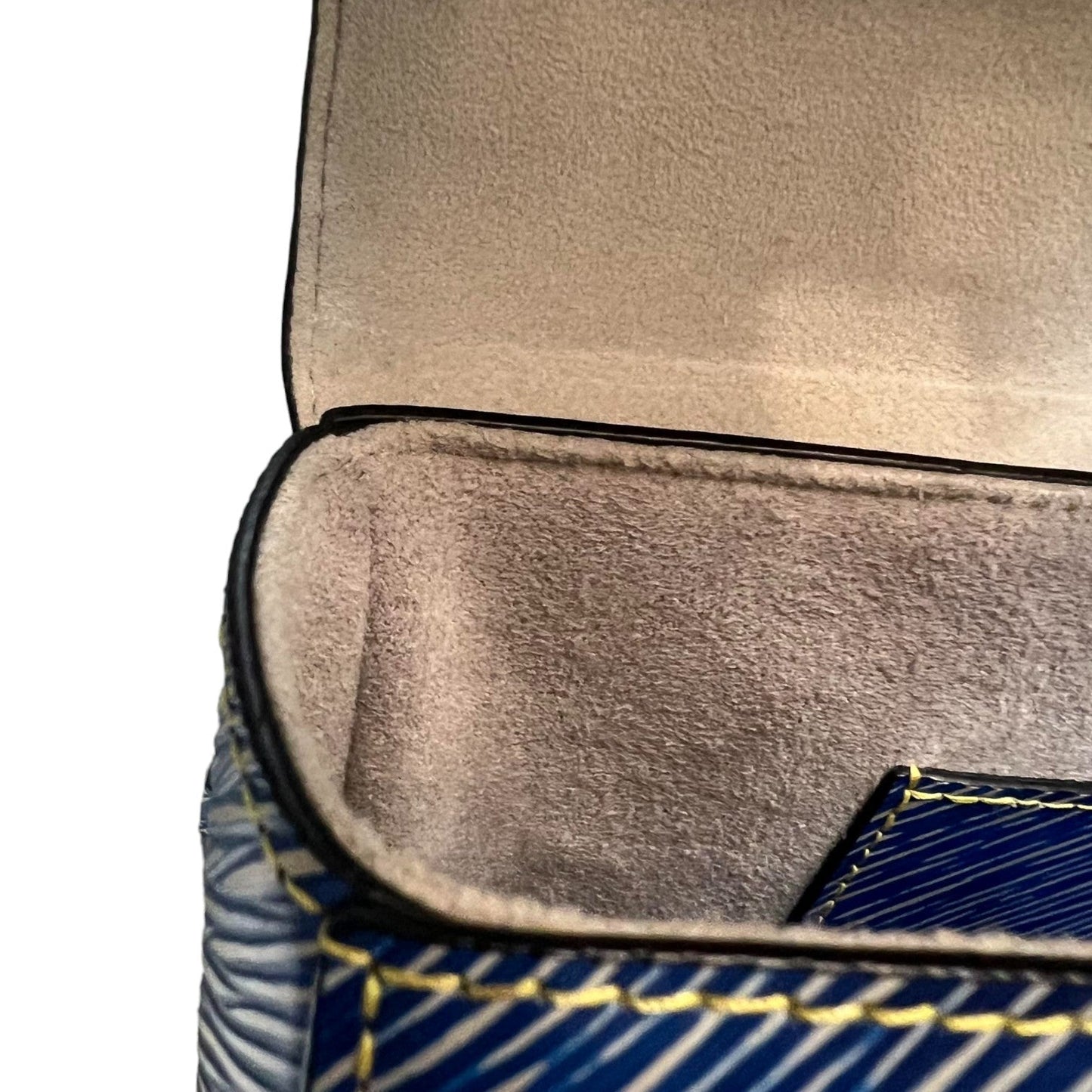 Louis-Vuitton Twist MM Shoulder Epi Denim Light SHW