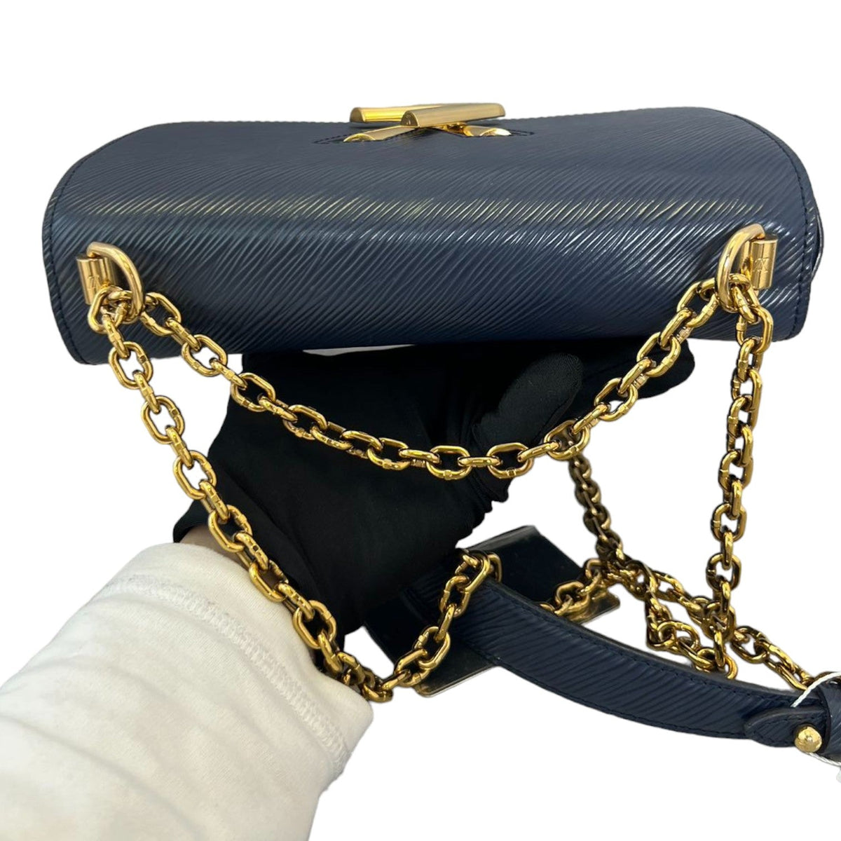 Louis-Vuitton Twist MM Shoulder Epi Navy GHW