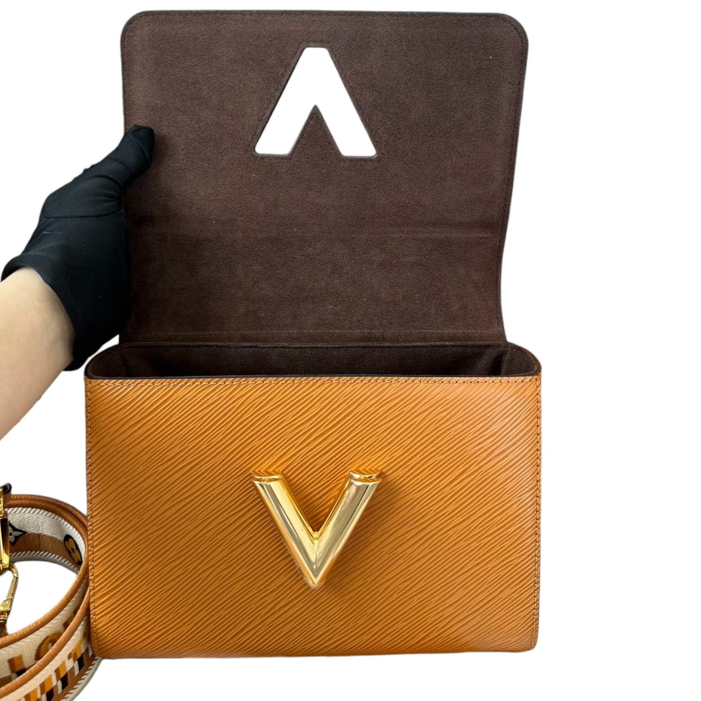 Louis-Vuitton Twist MM Shoulder Epi Gold GHW