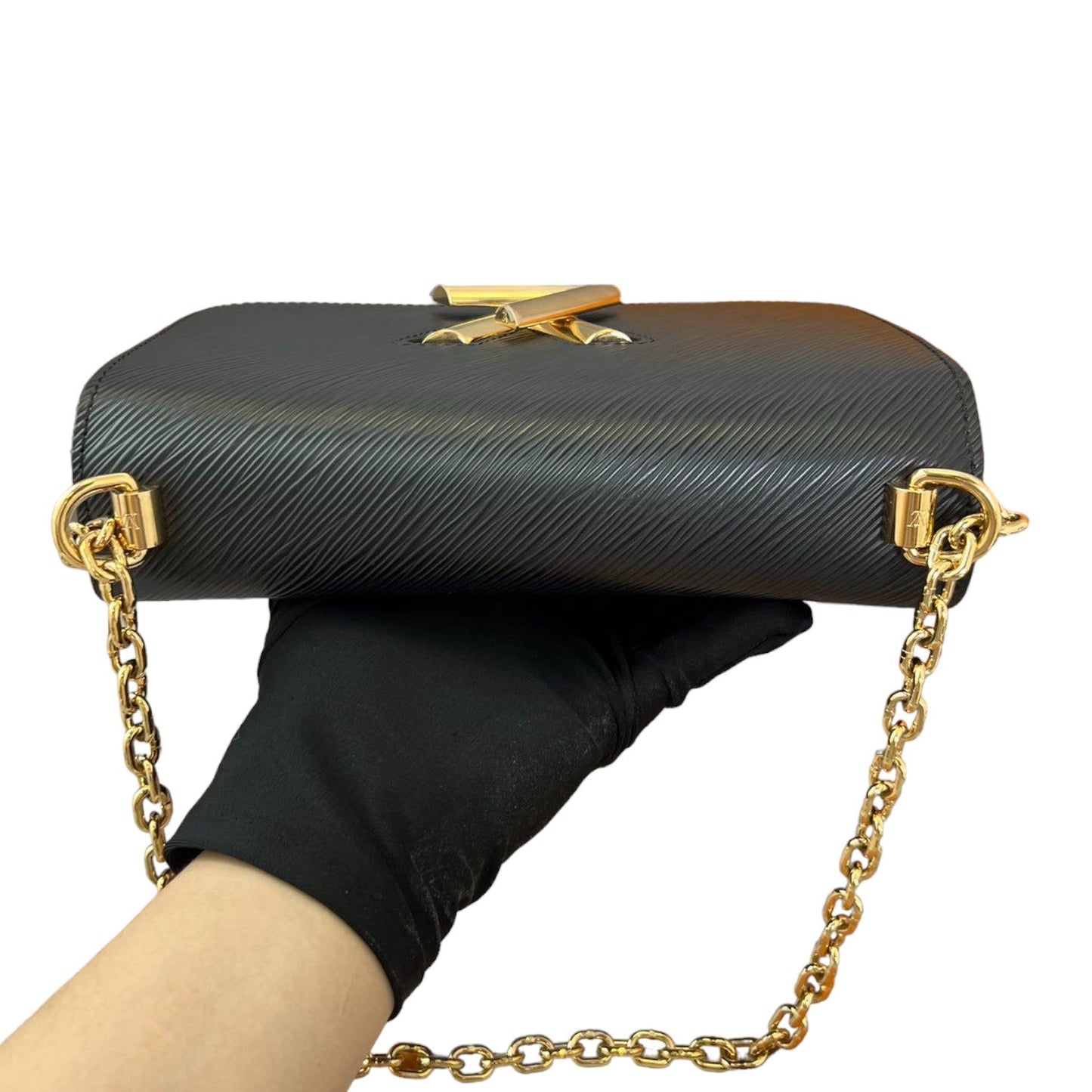 Louis-Vuitton Twist MM Shoulder Epi Leather Black GHW