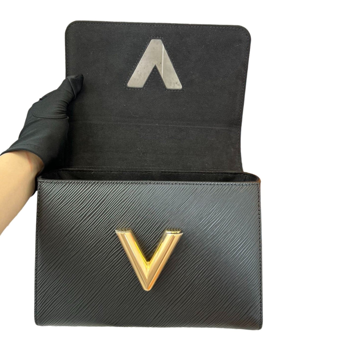 Louis-Vuitton Twist MM Shoulder Epi Leather Black GHW