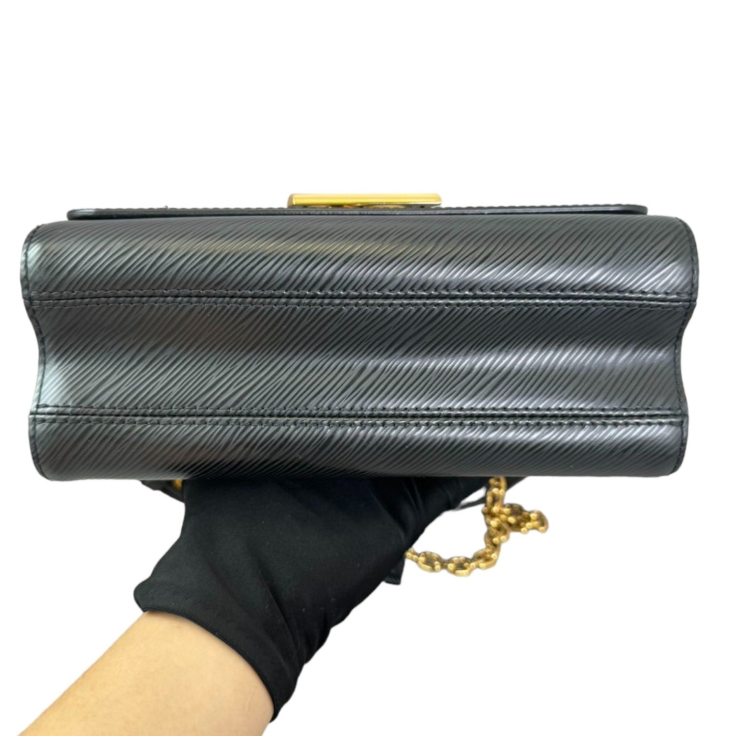 Louis-Vuitton Twist MM Shoulder Epi Black GHW