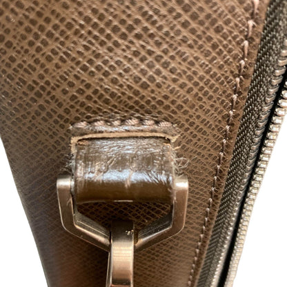 Louis-Vuitton Briefcase Taiga Leather Brown SHW