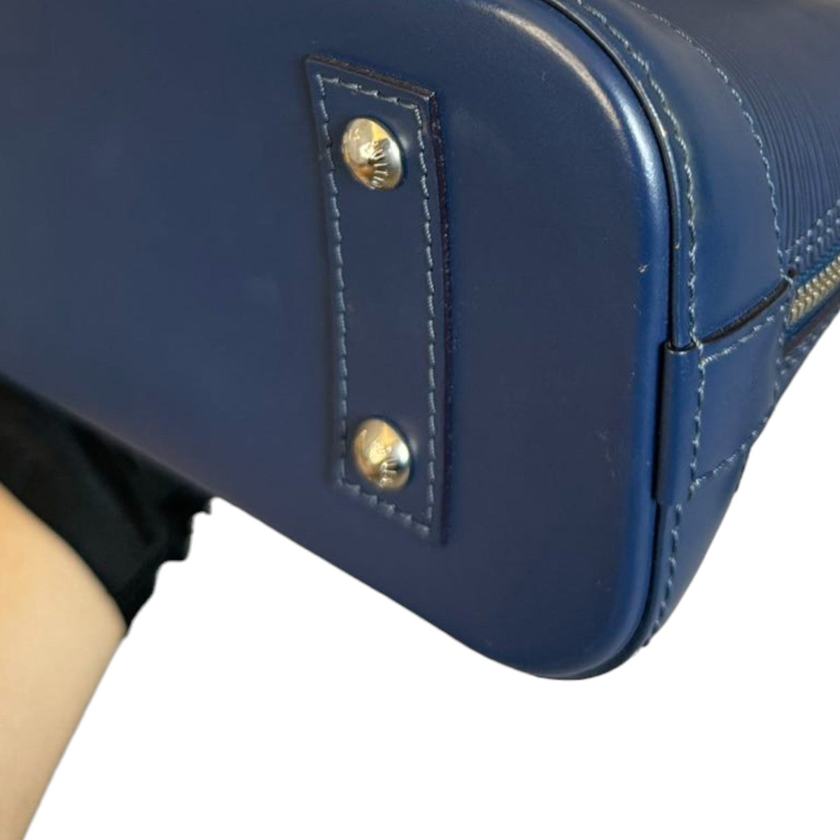 Louis-Vuitton Alma BB Epi Leather Indigo SHW