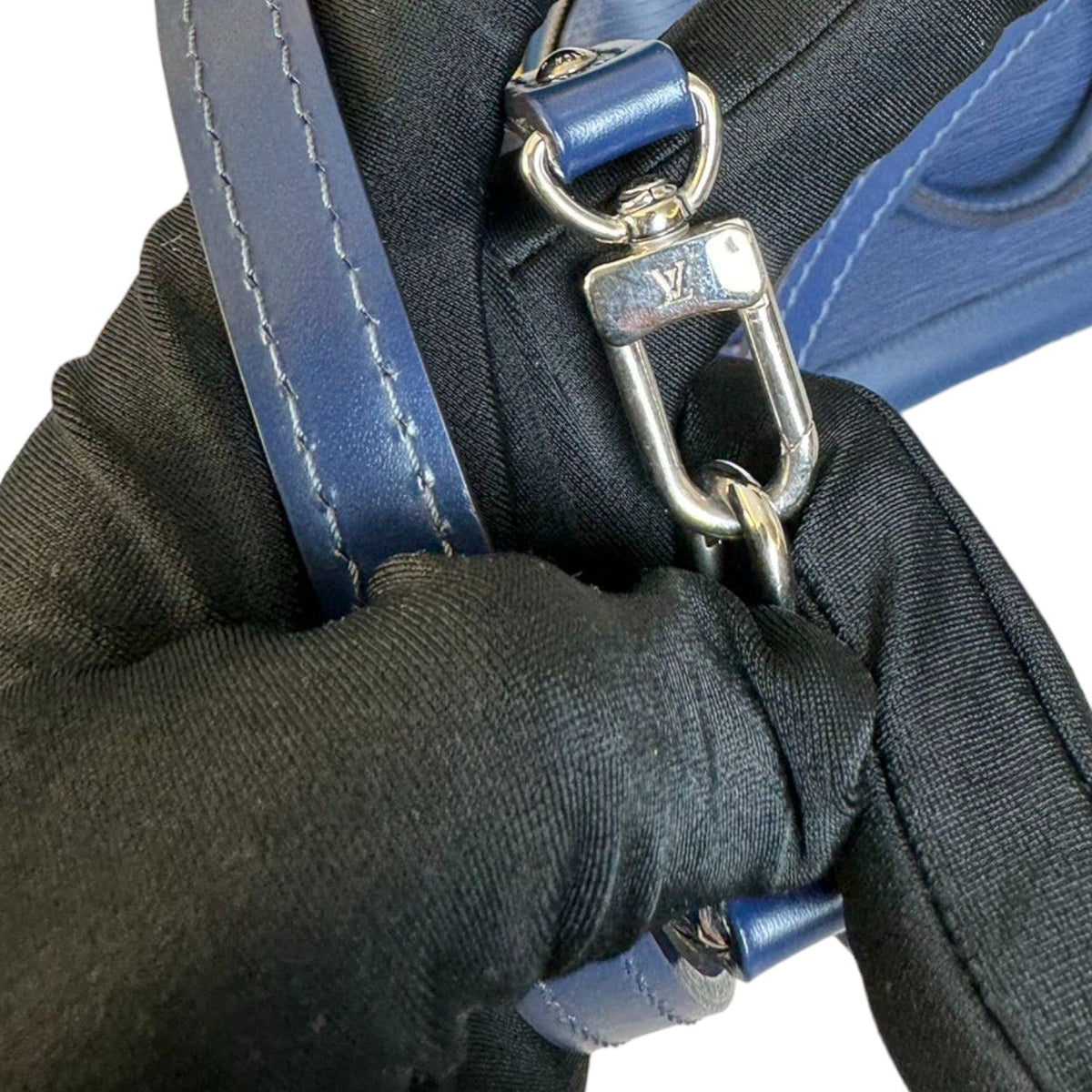 Louis-Vuitton Alma BB Epi Leather Indigo SHW