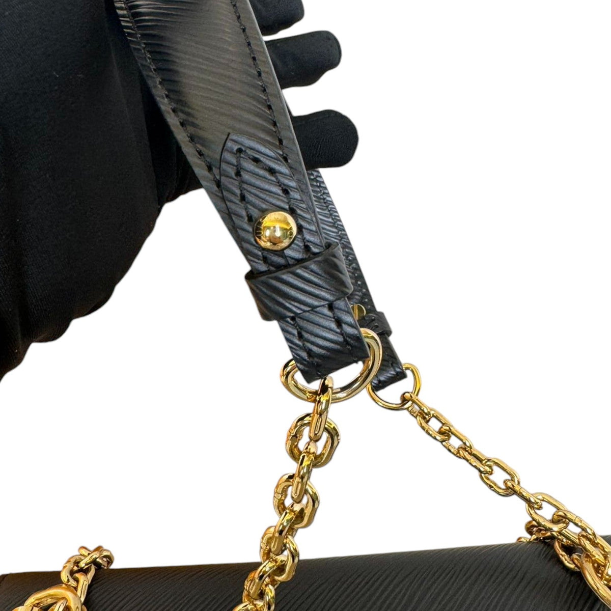 Louis-Vuitton Twist PM Shoulder Epi Leather Black GHW