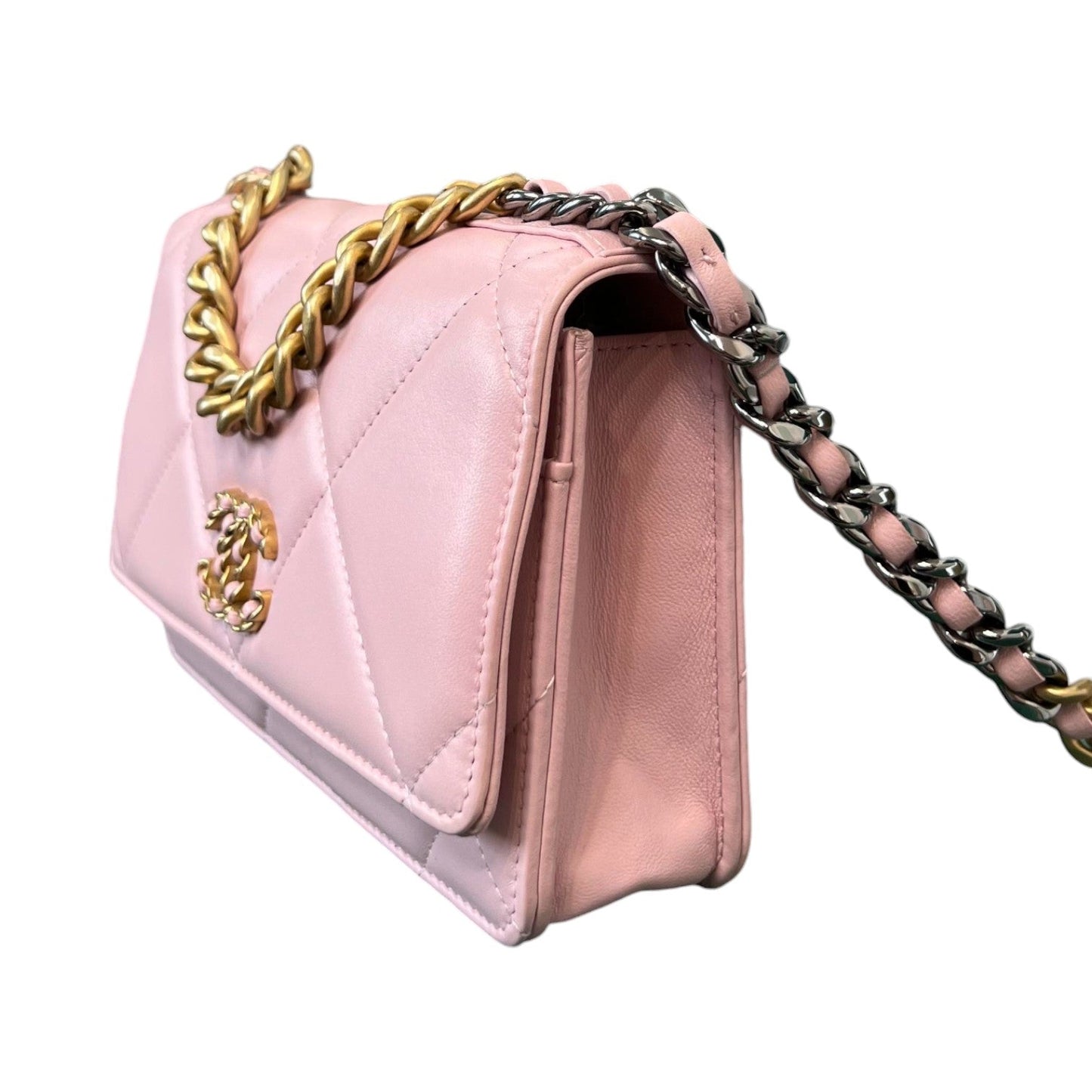 19 Wallet On Chain WOC Lambskin Light Pink MHW