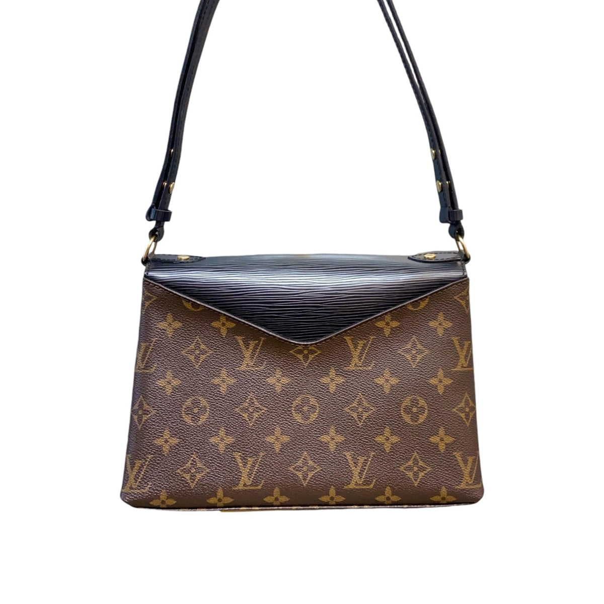 Louis-Vuitton Louis Vuitton Saint Michel Epi Monogram Black GHW