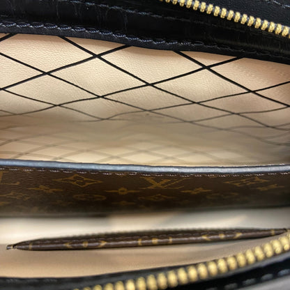 Louis-Vuitton Trunk Clutch Reverse Monogram Brown Black GHW