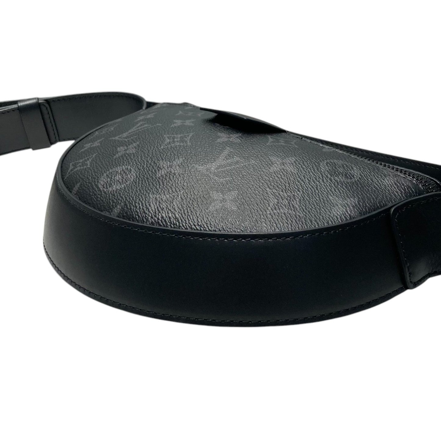 Louis-Vuitton Eclipse LV Moon Crossbody Monogram Black