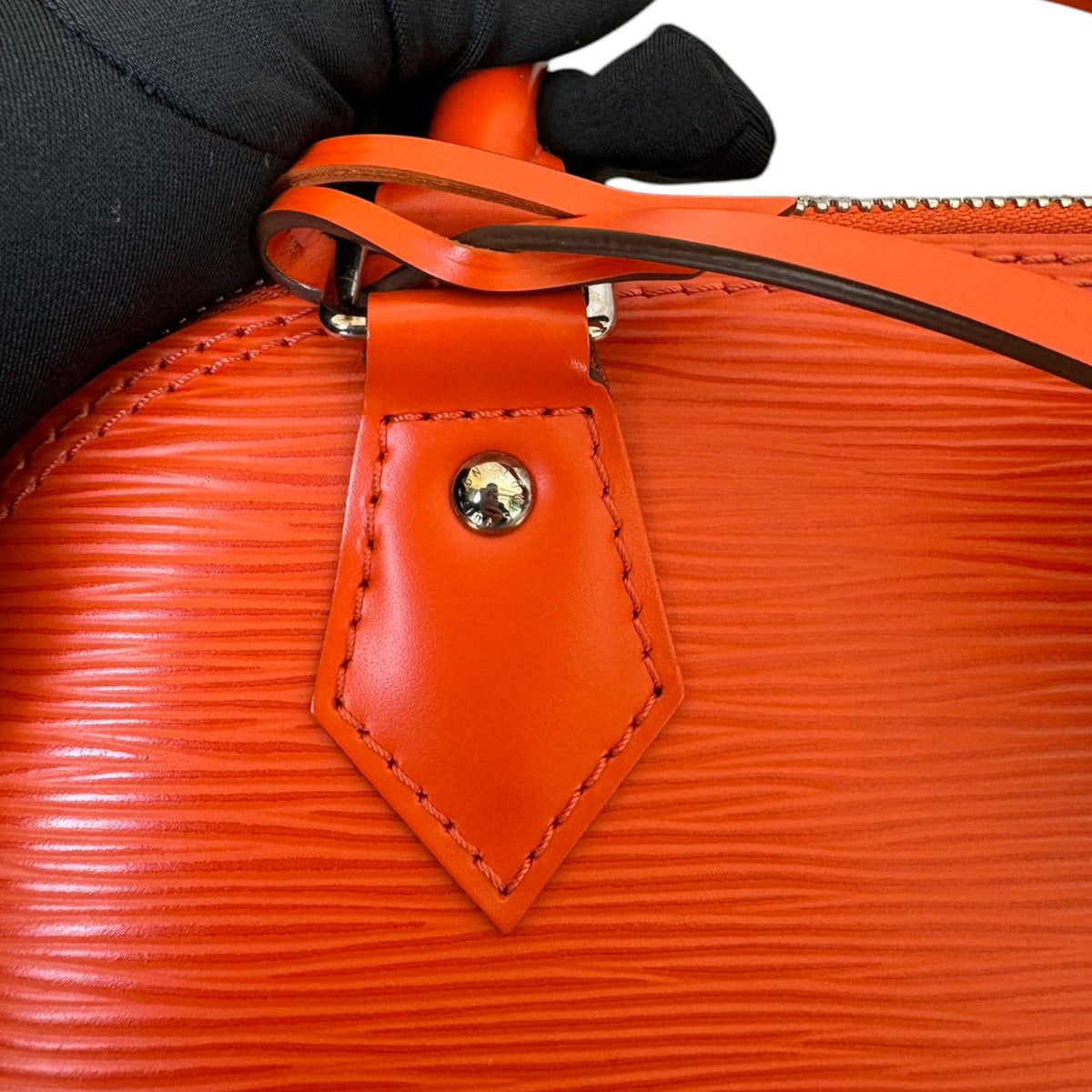 Louis-Vuitton Alma BB Epi Leather Orange SHW