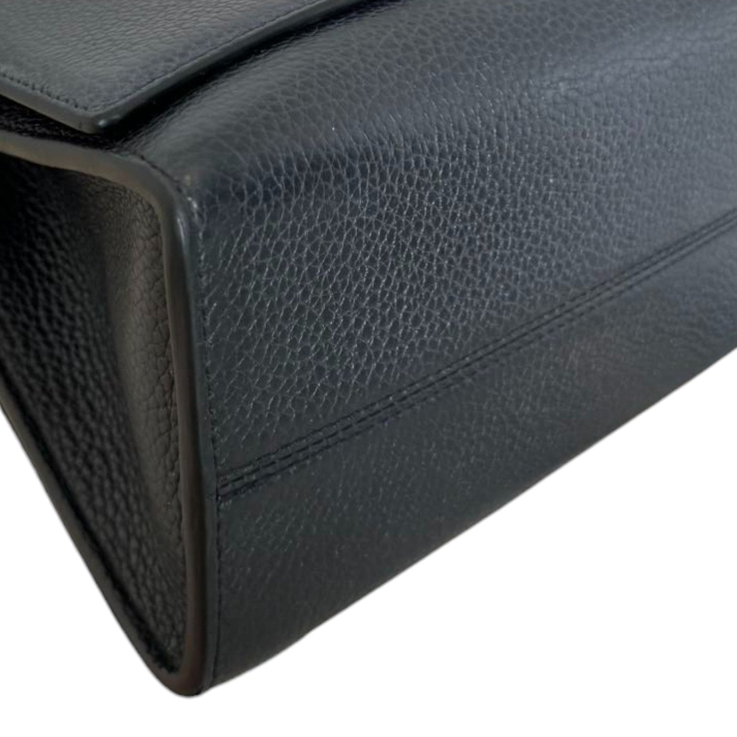 Louis-Vuitton Twist One Handle PM Taurillon Black GHW