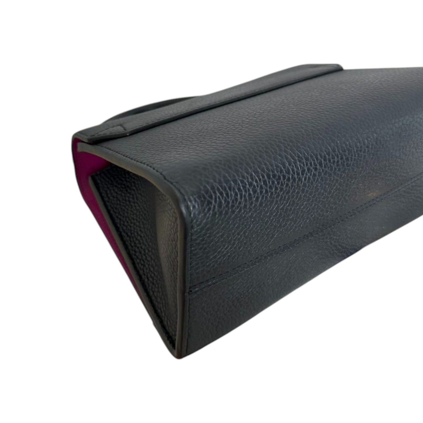 Louis-Vuitton Twist One Handle PM Taurillon Black GHW