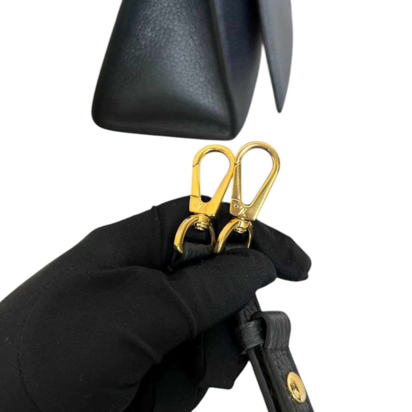 Louis-Vuitton Twist One Handle PM Taurillon Black GHW