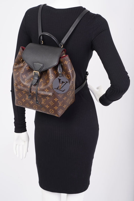 Louis Vuitton Montsouris MM Monogram / Black Coated Canvas