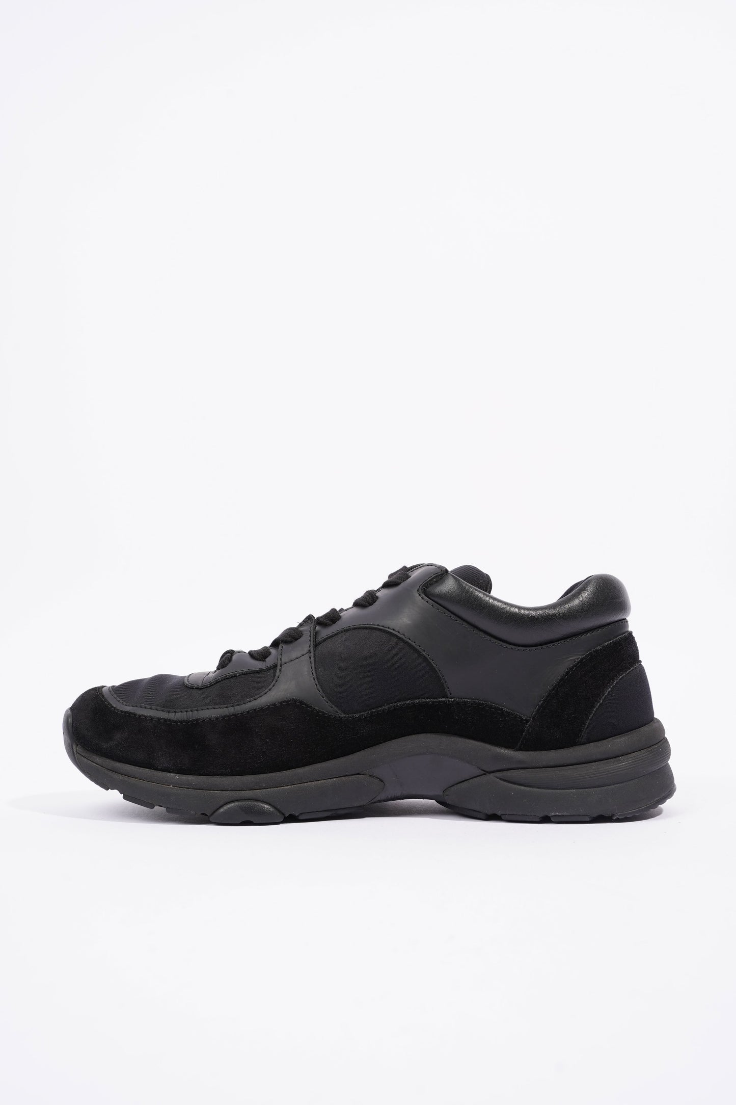 Chanel CC Logo Sneaker Black Suede EU 40 UK 7