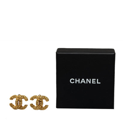 Chanel CC Logo Clip On Earrings Metal Earrings in Excellent condition