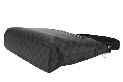 LOUIS VUITTON N41105 MICK GM DAMIER GRAPHITE MESSENGER BAG CANVAS NO DUST COVER