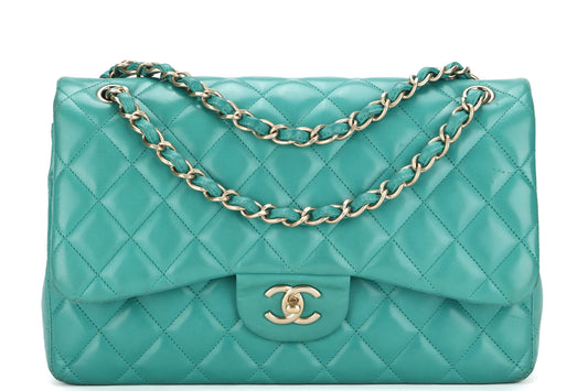 CHANEL DOUBLE FLAP BAG (1798xxxx) JUMBO GREEN LAMBSKIN LEATHER GOLD HARDWARE, WITH DUST COVER, NO