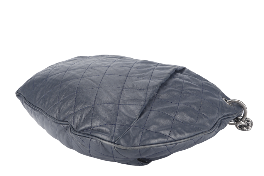 CHANEL PLEATS HOBO BAG (1673xxxx) LARGE BLUE QUILTED CALFSKIN SILVER HARDWARE NO DUST COVER