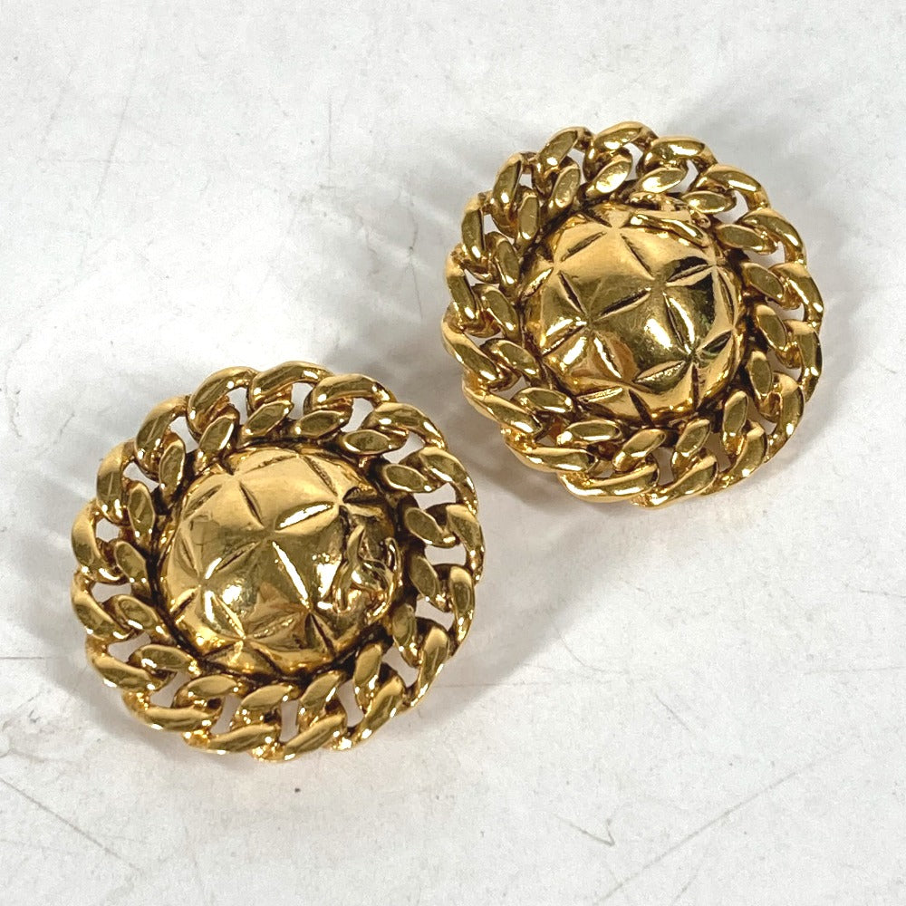 CHANEL Earring metal gold vintage Round Chain CC Matelasse Women Used