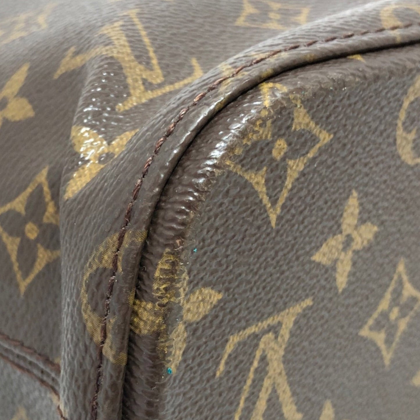 Louis-Vuitton Monogram Vavin GM Brown