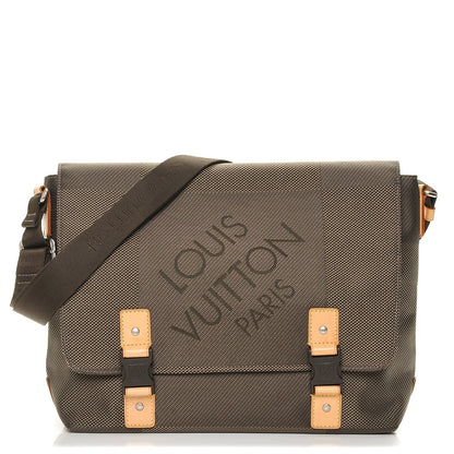 LOUIS VUITTON DAMIER GEANT LOUP MESSENGER BAG