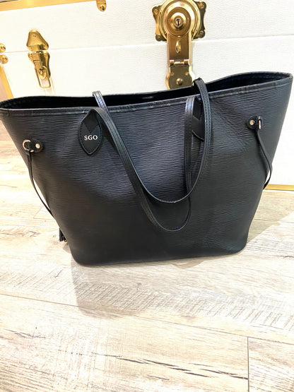 LOUIS VUITTON EPI LEATHER NEVERFULL MM WITH POCHETTE