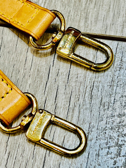 LOUIS VUITTON LEATHER SHOULDER STRAP