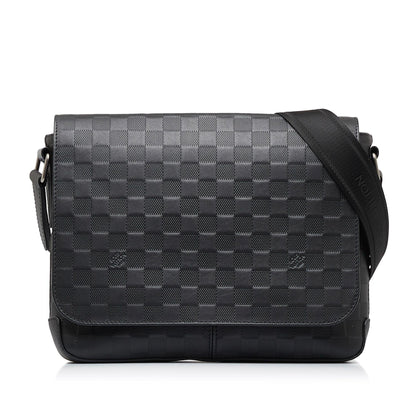 Louis Vuitton Damier Infini District PM (SHG-52WRMl)