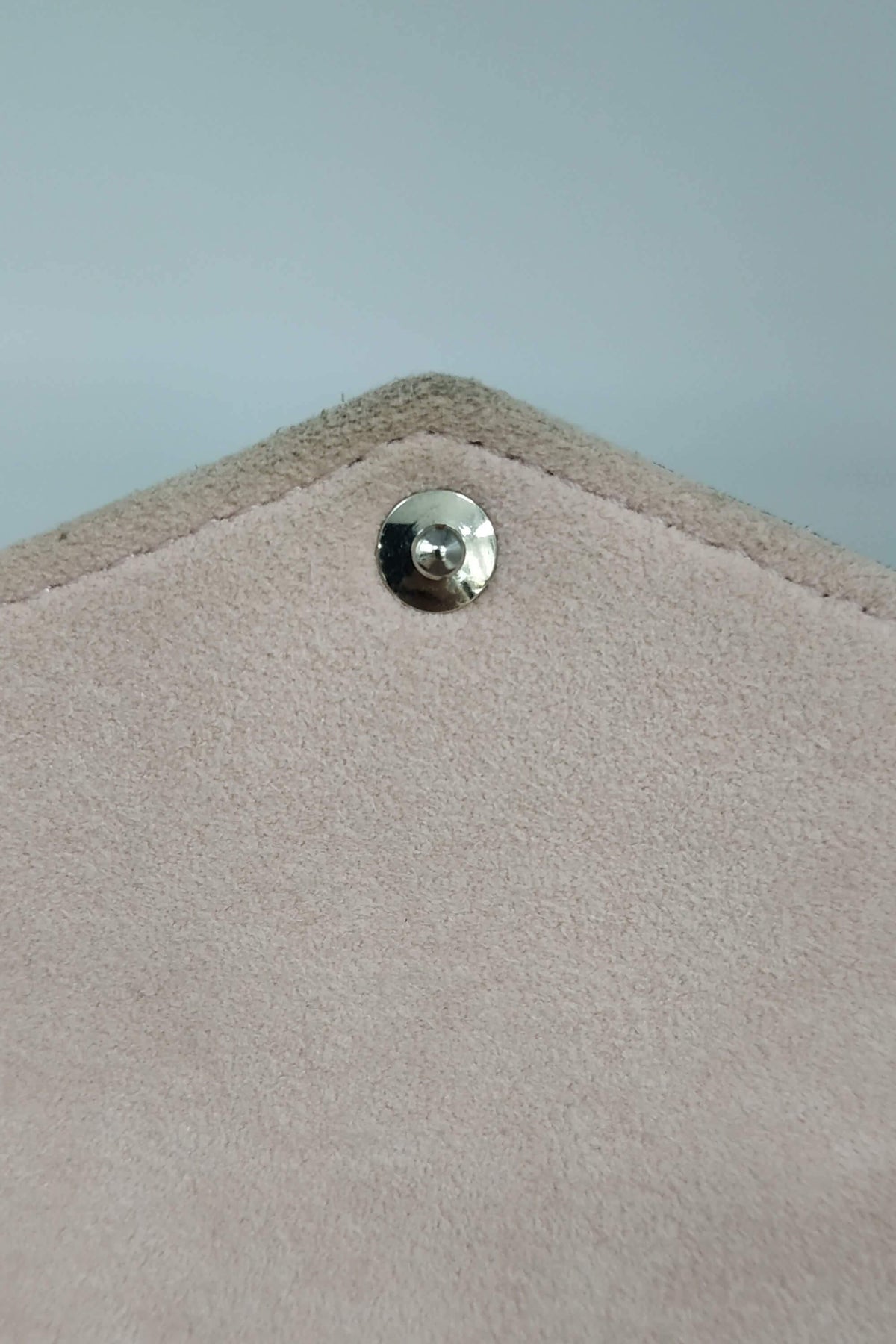 Epi Pochette Felicie Pink