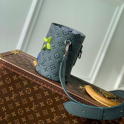 Louis Vuitton LV Unisex Chalk Pouch Granite Taurillon Monogram Embossed Cowhide Leather