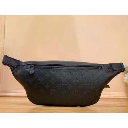 Louis Vuitton LV Unisex Discovery Bumbag PM Monogram Shadow Calf Cowhide Leather