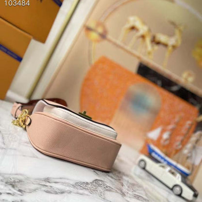 Louis Vuitton LV Women Lockme Tender Pochette Trianon Pink Quartz White Grained Calf