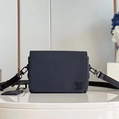 Louis Vuitton Unisex Fastline Wearable Wallet Black Cowhide Leather